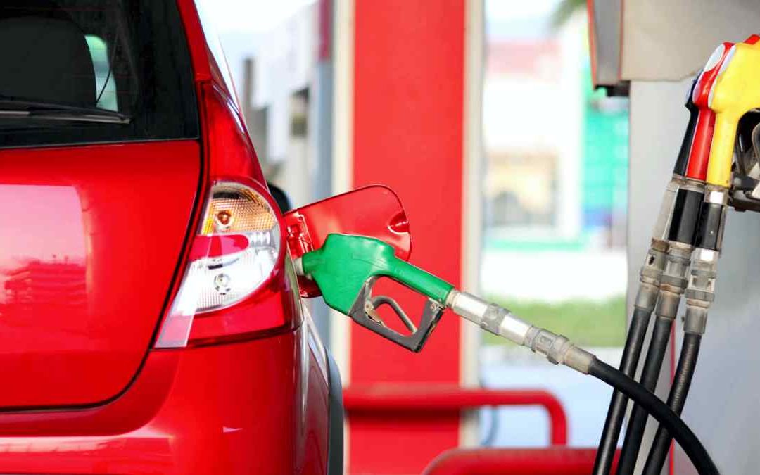 Colombia cambiaría método para calcular precio de la gasolina y crearía tarifa diferencial